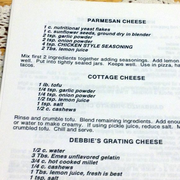 Vintage Country Kitchen Collection, Vegetarian cookbook - Picture 5 of 11